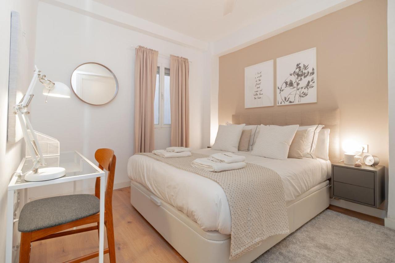 C24 Fantastic 4 Bedroom With Terrace مالقة المظهر الخارجي الصورة